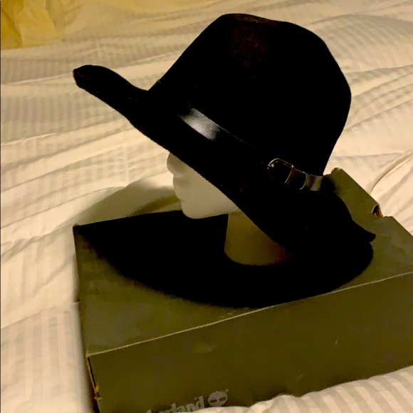 VENUS Accessories - Sexy & fun black felt wide brim Panama hat